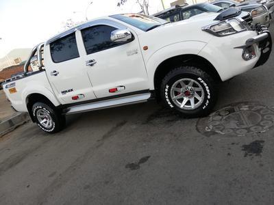 Toyota Hilux • 2013 • 104 km
