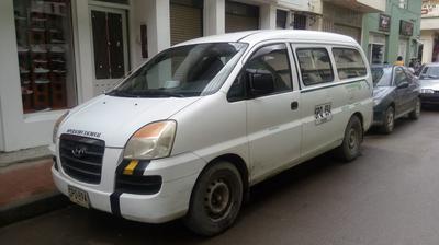 Hyundai H1 Bus • 2007 • 200 km