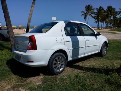 Renault Logan • 2012 • 70,000 km