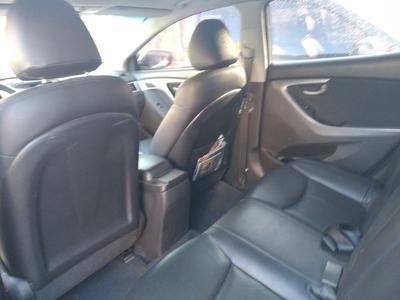 Hyundai Elantra • 2013 • 50,000 km