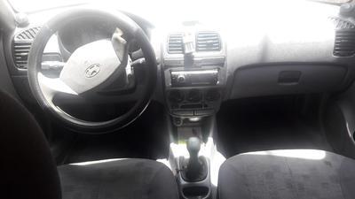 Hyundai Accent • 2006 • 170,853 km