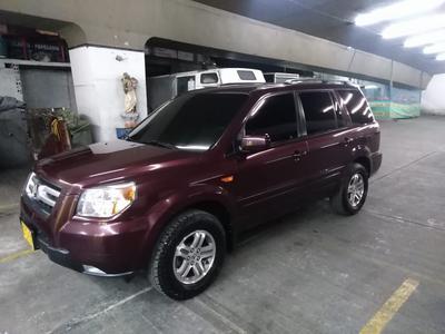 Honda Pilot • 2008 • 97,108 km