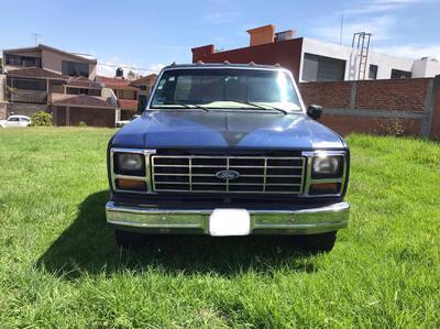 Ford F-150 • 1983 • 120,000 km