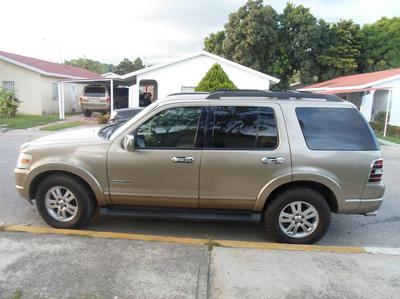 Ford Explorer • 2007 • 190,000 km