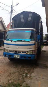 Hino Dutro • 2006 • 1 km