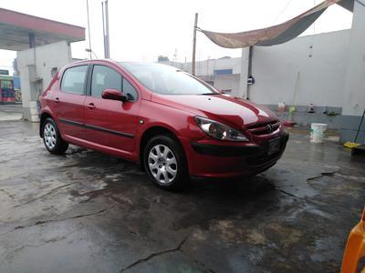Peugeot 307 • 2006 • 87,000 km