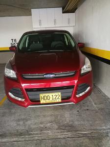 Ford Escape • 2014 • 900 km