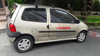 Renault Twingo • 2005 • 27 km