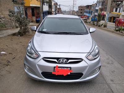 Hyundai Accent • 2013 • 59,000 km