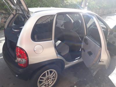 Chevrolet Corsa • 2004 • 101,200 km