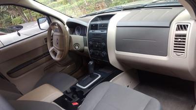 Ford Escape • 2010 • 123 km