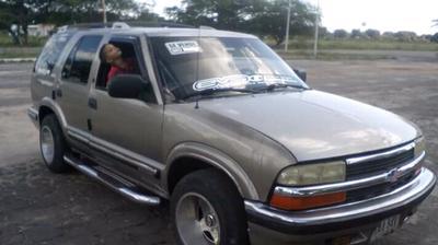 Chevrolet Blazer • 1998 • 522,000 km