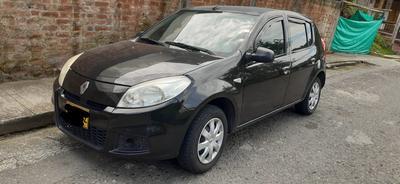 Renault Sandero • 2013 • 62,502 km