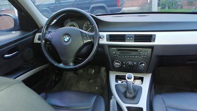 BMW i3 • 2010 • 170,000 km