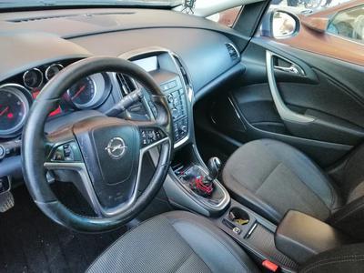 Opel Astra • 2012 • 110,000 km