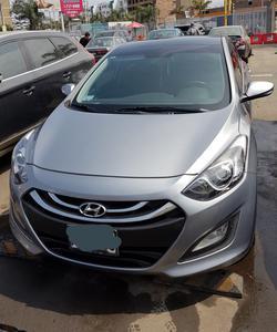 Hyundai i30 • 2014 • 74,000 km