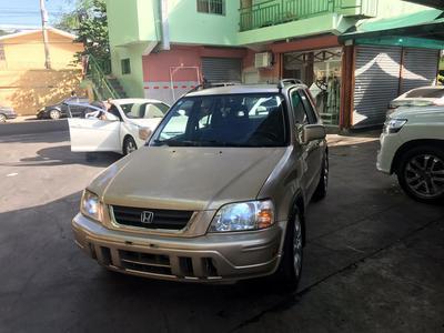 Honda CR-V • 2000 • 250,000 km