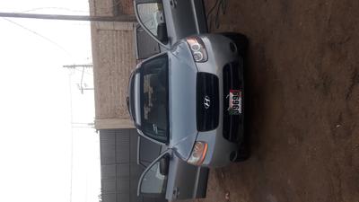 Hyundai Santa Fe • 2009 • 112,000 km