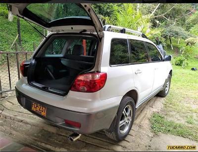 Mitsubishi Outlander • 2006 • 109,695 km