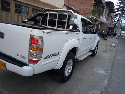 Mazda BT • 2014 • 84,000 km