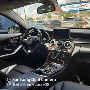 Mercedes-Benz 200 - 300 • 2016 • 2,000 km