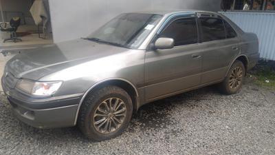 Toyota Corolla • 1999 • 220,000 km