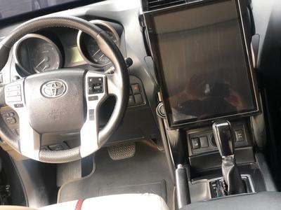 Toyota Land Cruiser • 2016 • 70,000 km