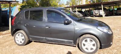Renault Sandero • 2010 • 116,000 km