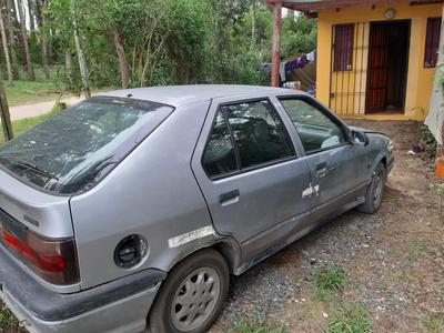 Renault 18 • 1994 • 800,000 km