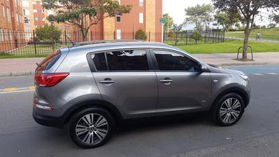Kia Sportage • 2016 • 67,000 km