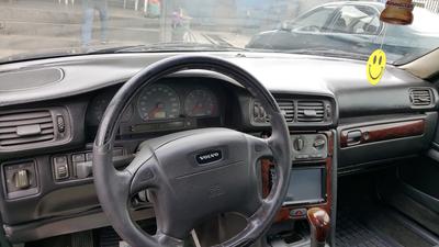Volvo S70 • 1998 • 178,000 km