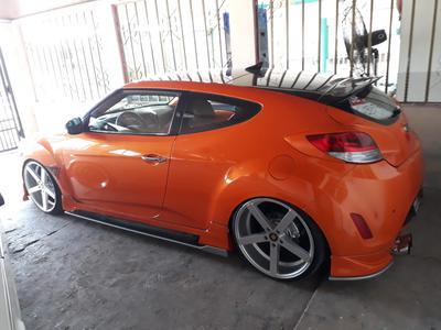 Hyundai Veloster • 2012 • 121,000 km