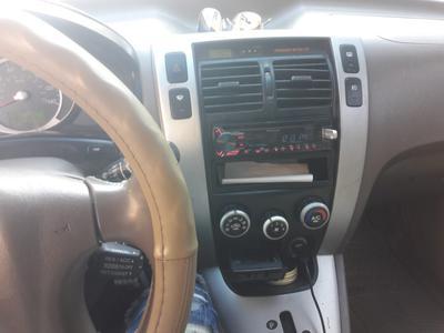 Hyundai Tucson • 2006 • 240 km