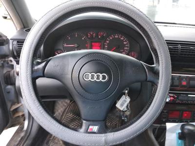 Audi A4 • 1998 • 189,000 km