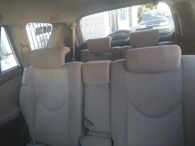 Toyota RAV4 • 2007 • 148,000 km