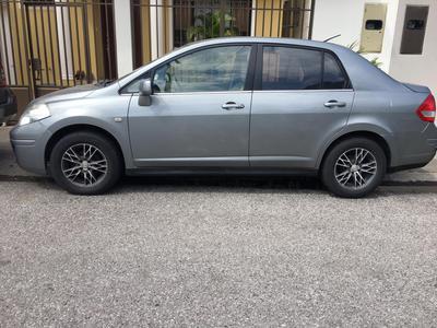 Nissan Tiida • 2011 • 183,000 km