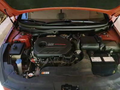 Hyundai Sonata • 2015 • 74,000 km