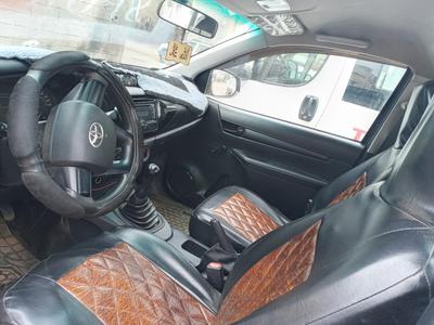 Toyota Hilux • 2017 • 20,000 km