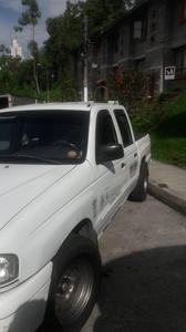 Mazda B2500 • 2006 • 300 km