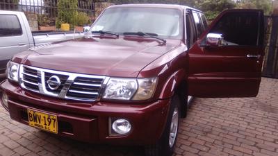 Nissan Patrol • 2003 • 201,000 km