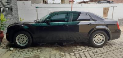 Chrysler 300 C • 2014 • 214,000 km