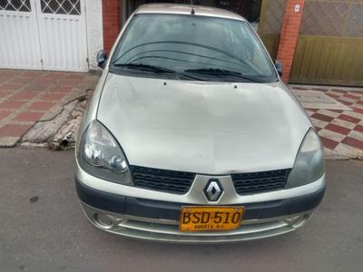 Renault Symbol • 2005 • 160,000 km