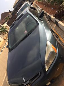 Honda Accord • 2006 • 217,600 km