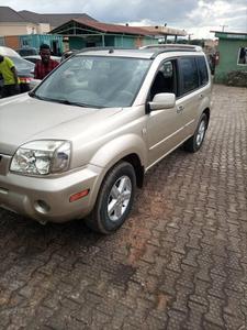 Nissan X-Trail • 2009 • 98,000 km