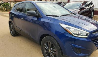 Hyundai ix35 • 2016 • 32,000 km
