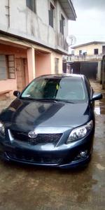 Toyota Corolla • 2010 • 75,000 km