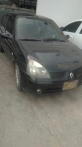 Renault Clio • 2008 • 200,000 km