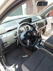 Nissan X-Trail • 2009 • 158,000 km