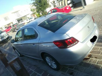 Peugeot 307 • 2017 • 35,000 km