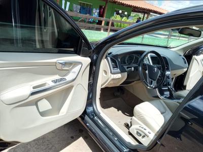 Volvo XC60 • 2013 • 12,000 km